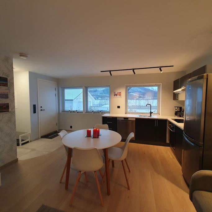 Ramfjord Apartment ترومسو المظهر الخارجي الصورة